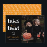 Classic Trick or Treat Halloween Family Photo Feiertagskarte<br><div class="desc">Celebrate the season with a high-contrast and timeless design. This elegant photo card allows your family portrait to shine while delivering a classic festive message to your friends and loved ones.</div>