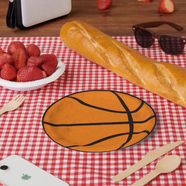 Classic Varsity Basketball Hoops Game Day Style Pappteller (Picknick)