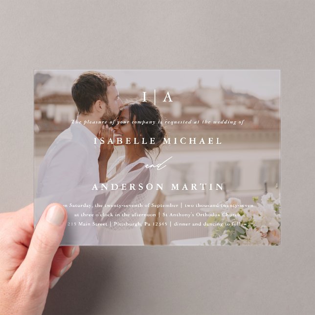 Classic White Monogram Calligrafy Foto Wedding Acryleinladungen (Insitu (Handheld))