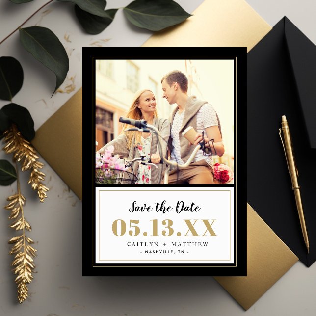 Classy Black and Gold Foto Save the Date (Von Creator hochgeladen)