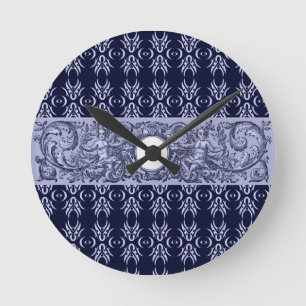 Classy Blue Baroque Muster von Leah G - Hubs Runde Wanduhr