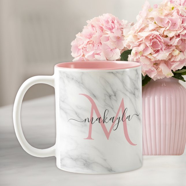 Classy Girly Luxury Marmordesign Name Monogram Zweifarbige Tasse (Von Creator hochgeladen)