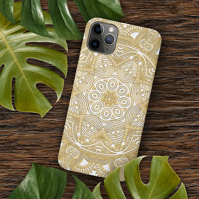 Classy Gold Mandala Art Pattern auf Weiß iPhone Hülle (Von Creator hochgeladen)