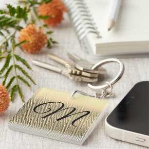 Classy Gold Zickzack Monogram Schlüsselanhänger