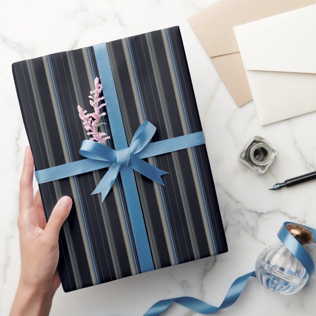 Classy Navy und Gold Multicolor Stripes Geschenkpapier (Schenken)