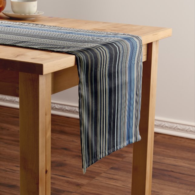 Classy Navy und Gold Multicolor Stripes Kurzer Tischläufer (Beispiel)