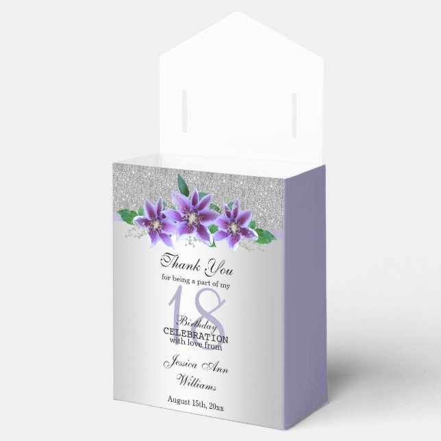Classy Silver & Clematis Blume 18. Geburtstag Geschenkschachtel (Geöffnet)