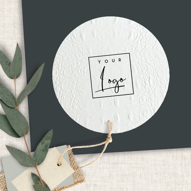 Classy Simple Ivory White Leather Texture Logo Runder Aufkleber (Von Creator hochgeladen)