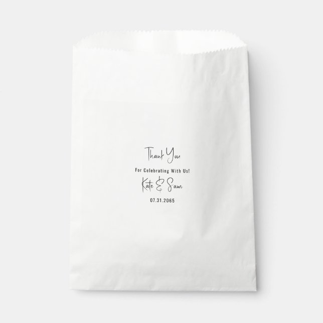 Classy Simple White Wedding Geschenktütchen (Vorderseite)
