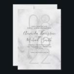 Classy White Marble Moderne Script Hochzeit Save The Date<br><div class="desc">Minimalistisch Modernes SkriptWedding Save the Date zeigt den Namen von Braut und Bräutigam in grauem,  modernem Script Schriftart und Details in grau serifenweise Schriftart mit großem Datum in hellgrau als Hintergrund auf weißem Marmor Hintergrund.</div>