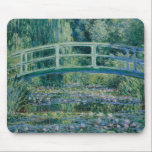 Claude Monet - Water Lilies und Japanische Brücke Mousepad<br><div class="desc">Water Lilies und Japanische Brücke von Claude Monet, 1899. Claude Monet war Gründer des französischen Impressionistischen Gemäldes und der konsequenteste und produktivste Praktizierer der Philosophie der Bewegung, seine Wahrnehmung vor der Natur zu äußern, insbesondere, wie sie auf die Landschaftsmalerei im Pflein angewandt wird. Der Begriff "Impressionismus" leitet sich aus dem...</div>