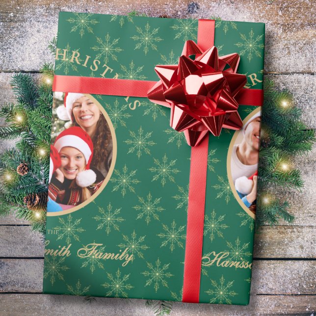 Clean Forest Green Gold Snowflakes Weihnachten Geschenkpapier (Von Creator hochgeladen)