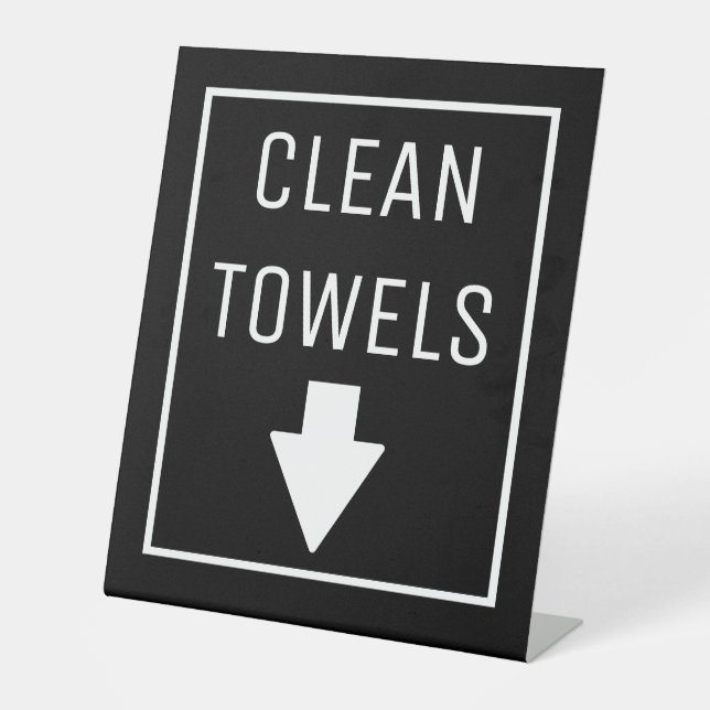 CLEAN TOWELS SOCKELSCHILD (Vorderseite)