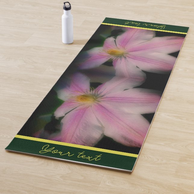 Clematis Blume Petals Up Nah Personalisiert Yogamatte (Beispiel)