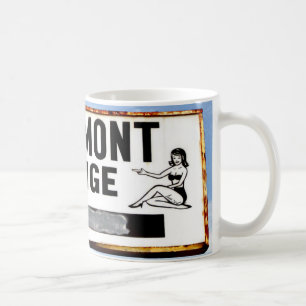 Clermont Lounge, Atlanta, Georgia, Tasse Spayed