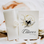 Clessic Floral Deer Custom Foto Weihnachten<br><div class="desc">Die Weihnachtskarte des Schwarzwaldes ist eine festliche und bezaubernde Möglichkeit, Ihren Freunden und der Familie während der Ferienzeit herzliche Fotos zu schenken. Die Karte zeichnet sich durch eine atemberaubende Kombination aus Schwarz und Gold aus und schafft eine elegante und magische Atmosphäre, die an ein Winterwunderland erinnert. Der Hintergrund der Karte...</div>