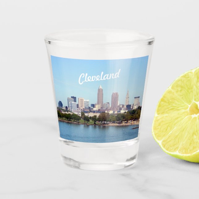 Cleveland OH Skyline Shot Glass Schnapsglas (Vorderseite)