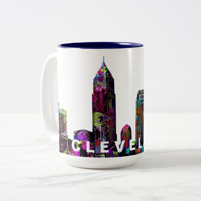 Cleveland, Ohio in Graffiti Zweifarbige Tasse (Vorderseite Links)