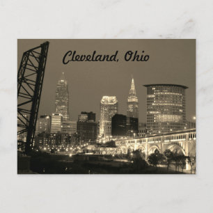 Cleveland Ohio Sepia Skyline Night Postkarte