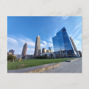 Cleveland skyline at Memorial Plaza Postkarte