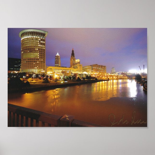 Cleveland Skyline bei Nacht Poster (Vorne)
