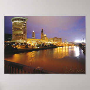 Cleveland Skyline bei Nacht Poster