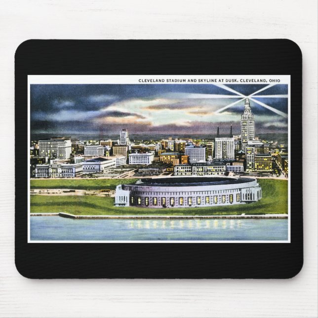 Cleveland Stadium-Skyline an der Dämmerung, Mousepad (Vorne)