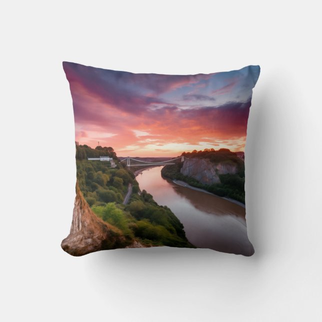 Clifton Suspension Bridge bei Sunset Throw Kissen (Vorderseite)