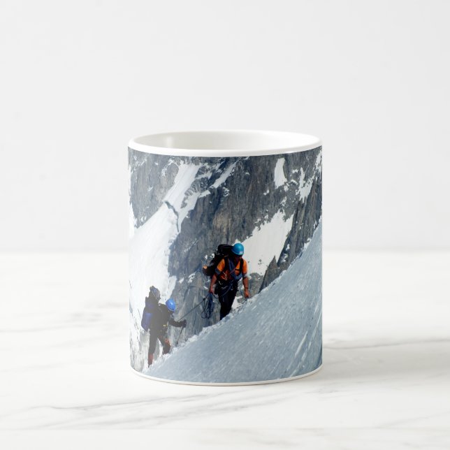 Climbers auf dem Mont Blanc in Frankreich Kaffeetasse (Mittel)