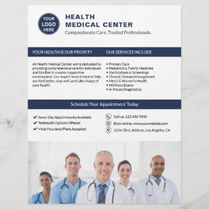 Clinic Doctor Healthcare Custom Logo Foto QR Flyer