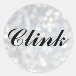 Clink auf der Silver Champagne-Bläschen-Aufkleber Runder Aufkleber