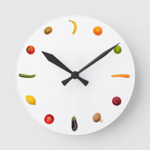 Clock with vegetables and fruits runde wanduhr