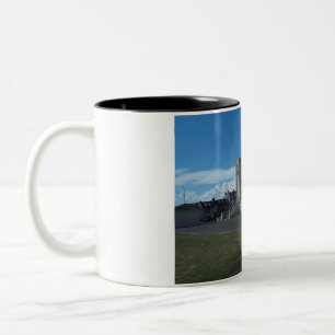 Clocktower at Seaton Carem Zweifarbige Tasse