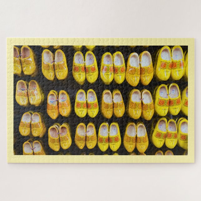 Clogs Puzzle (Horizontal)