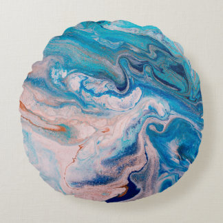 Closeup of mixed blue and white abstract marble te rundes kissen