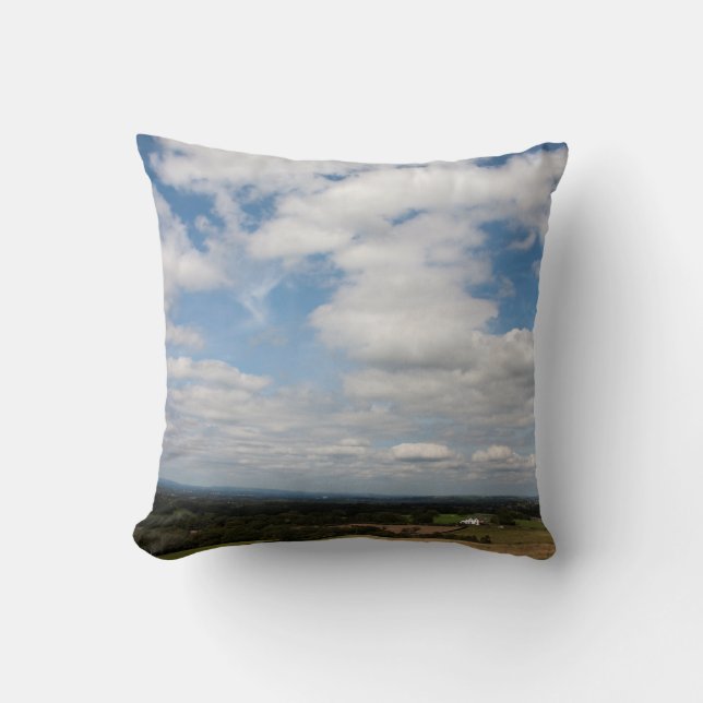 Cloud durch Cheshire Postcard Kissen (Vorderseite)