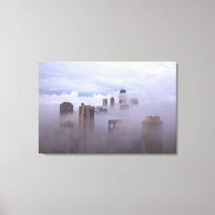 Cloudbase in der Stadt auf Leinwand