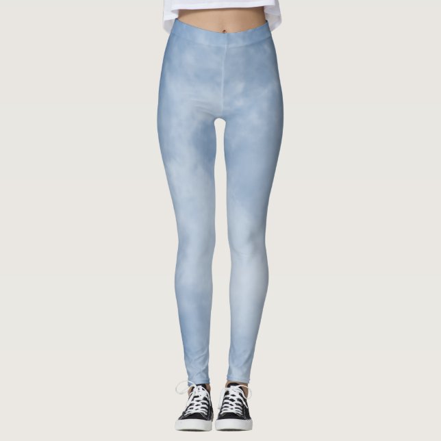 Cloudy Blue Sky Leggings (Vorderseite)