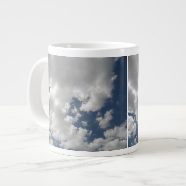 Cloudy Skies Tasse (Vorderseite Links)
