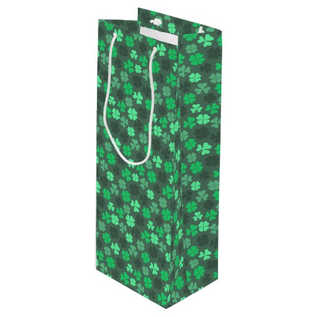 CLOVER-BLÄTTER ST-PATRICKS-PATTERN GESCHENKTÜTE FÜR WEINFLASCHEN (Vorderseite Schrägansicht)