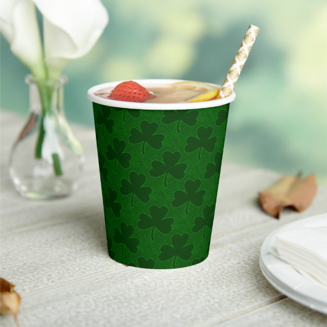 Clover Pattern Paper Cup Pappbecher (In Situ)
