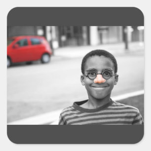 Clown auf der Straße Quadratischer Aufkleber