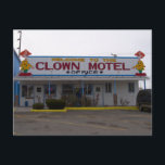 Clown Motel Postkarte<br><div class="desc">Wir sind Christmas Eve While trying to get to Las Vegas for Christmas,  we got trapped by a huge storm for several days in Tonopah,  Nevada. Der Only Room ist erstickt. Was ist mit dem Clown Motel?</div>