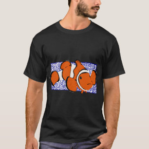 Clownfisch mit blauem Wellenhintergrund T-Shirt