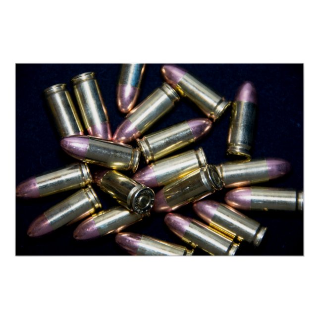 Cluster of 9mm Ammo Poster (Vorderseite)
