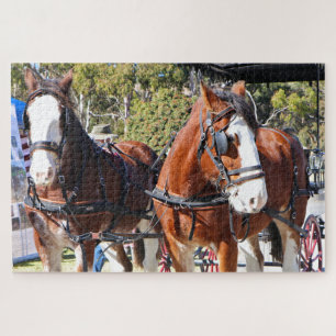 Clydesdale Pferde, um die Kutsche zu ziehen Puzzle