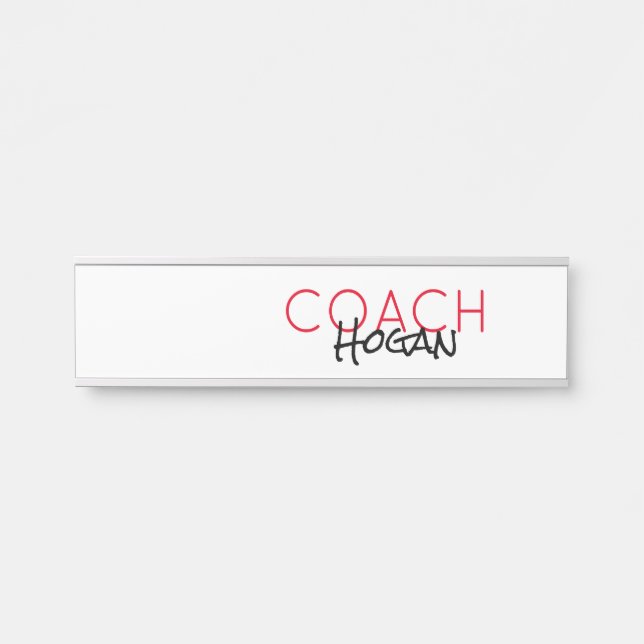COACH NAME Custom text red black Sports Modern Türschild (Vorderseite )
