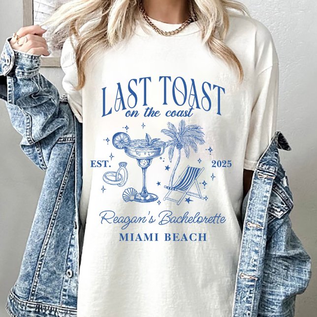 Coastal Bachelorette Modernes Cocktail Party Blau T-Shirt (Von Creator hochgeladen)