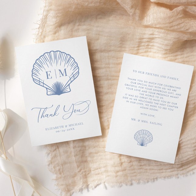 Coastal Blue Seashell Monogram Wedding Dankeskarte (Von Creator hochgeladen)