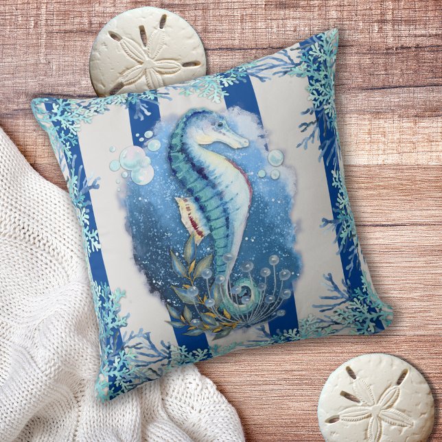 Coastal Blue Seepferd Throw Kissen (Von Creator hochgeladen)